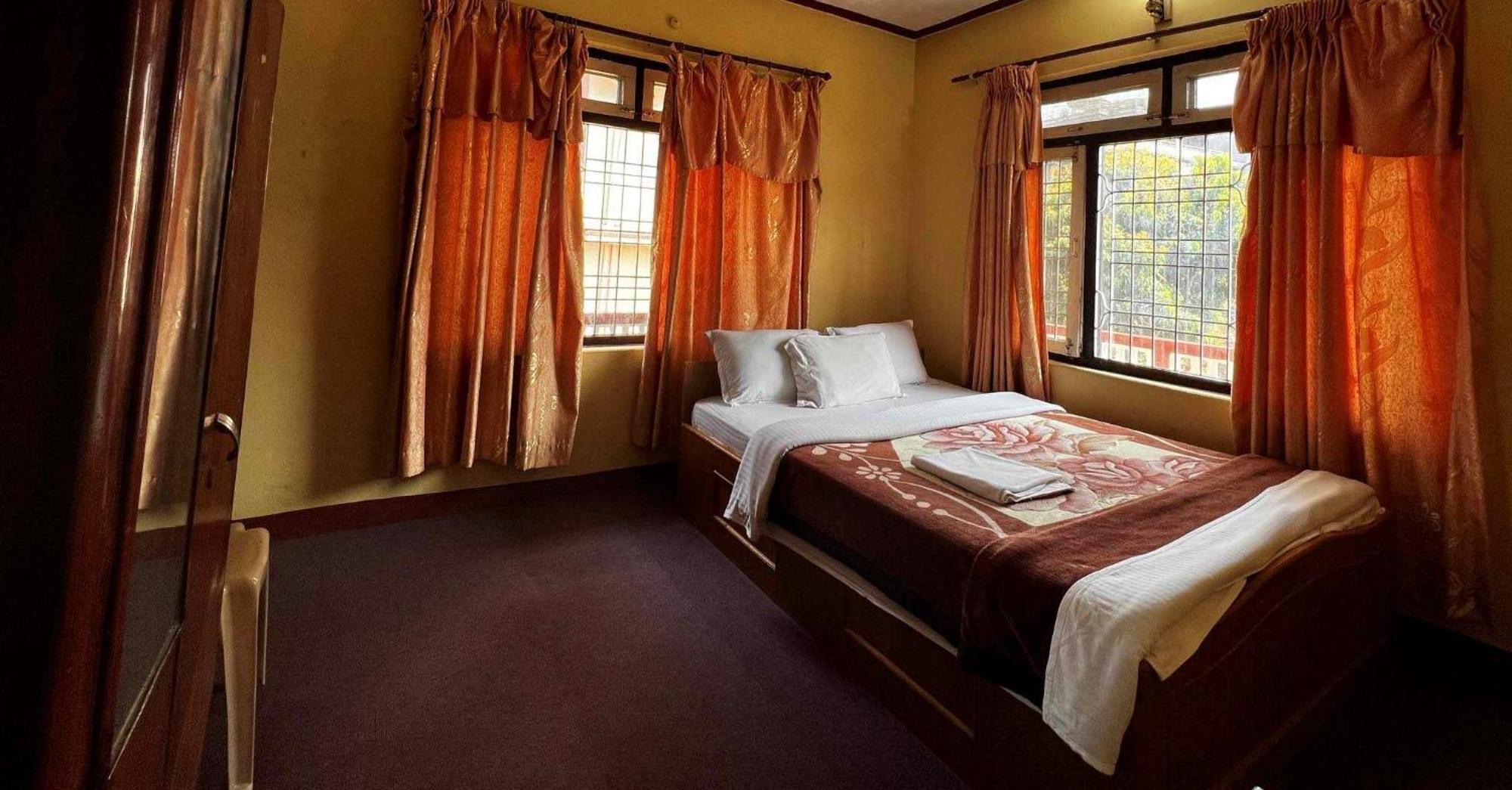 Geo Guest House Pokhara Exterior foto